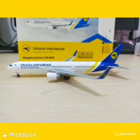 Ukraine International Boeing 767-300er UR-GED Phoenix 1:400