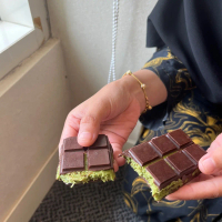 COKLAT DUBAI KUNAFA PISTACHIO COKLAT BUENO
