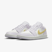 NIKE 耐吉 WMNS AIR JORDAN 1 LOW BARELY GRAPE 女鞋 白紫黃(DC0774-501)