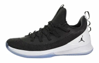 JORDAN ULTRA FLY 2 LOW BLACK WHITE