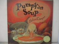 【書寶二手書T9／少年童書_DH6】Pumpkin Soup_Helen Cooper