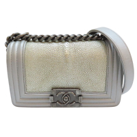 【二手名牌BRAND OFF】CHANEL 香奈兒 銀色 珍珠魚皮 Boy20 鍊帶 肩背包 銀扣