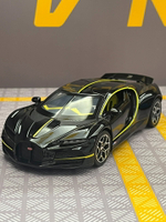 【全球優品匯】仿真1:32比例布加陀飛輪合金汽車模型  全新未拆封 彩盒裝帶底座  功能介紹：三門可開，前后車燈可亮，強
