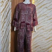 one set kancing batik bunga maroon