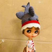 Blythe hat shark hand woven wool three-dimensional hat (Fit blythe、qbaby Doll Accessories)