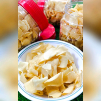 [Frisha Classic] Halal Ngaku Chips Crispy 110gm | Kerepek Ngaku Ori Buatan Muslim | Tiada Garam & MS