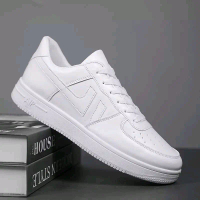sepatu snakers wanita dan pria dewasa  sepatu snakers terbaru stylish Casual Shoes Sneakers Kasual