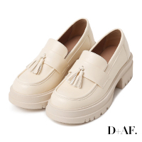 D+AF 率性風格．鬆糕厚底小流蘇樂福鞋＊米