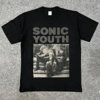 Kaos Sonic Youth Klasik, Gaya Grunge Nostalgia yang lagi Hits di TikTok kfbapensap