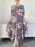 L–1033F # One Size (45-75kg) Summer Miyake Style Pleated Flared Women Loose Fit Printed Vacation S