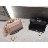 Charles & Keith clutch bag คําแนะนําผลิตภัณฑ์ใหม่ของเดือนนี้  แท้