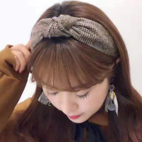 【AnnaSofia】韓式寬髮箍髮飾-點細線格紋中央結 現貨(褐咖系)