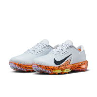 【NIKE GOLF】男款 Nike Air Zoom Infinity Tour NEXT 2 高爾夫球鞋 特寬楦頭(白色/橘色)