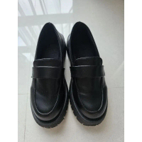 รองเท้าloafer สีดำ ไซส์40 ไม่เคยใส่ คําแนะนําผลิตภัณฑ์ใหม่ของเดือนนี้
