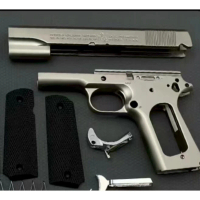 Glock SIG17 เปลือกอัตโนมัติ Ejecting Desert Eagle, ระเบิดอ่อน, ทำซ้ำ, ของเล่นไฟฟ้าสำหรับเด็กจริง