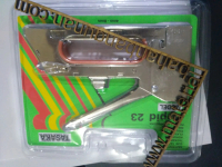 staples stapler gun besar hijau jegrekan cekrekan steples spanduk sofa