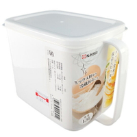 小禮堂  NAKAYA 日製 單耳方形塑膠調味盒 調味罐 香料盒 保鮮盒 1300ml (白)