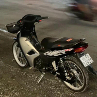 Điệp Tem Xe - Tem lửa chế Wave A 110 2025 full đen bạc-  Tem in vi tính cao cấp