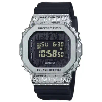 【CASIO 卡西歐】G-SHOCK 油漬搖滾 頹廢風格潮流 多功能電子腕錶(GM-5600GC-1)