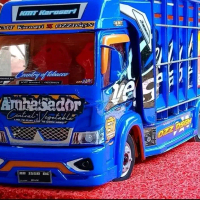 miniatur truk oleng detail skala 1:14 bahan pvc Set Hadiah Anak Kado Toy