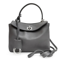 【Balenciaga 巴黎世家】795456 爆款翻玩Rodeo系列極簡鬆弛美柔軟垂墜小牛皮銀扣MINI手提斜背包(灰色)