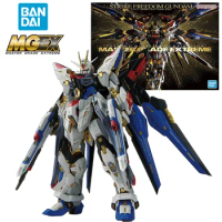 Bandai MGEX Strike Freedom Gundam ZGMF-X20A 1/100 18Cm Gundam Seed Original Action Figure Model Kit Assemble Toy Gift Collection