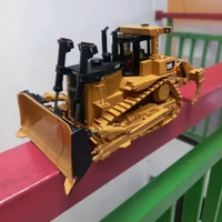 DIECAST MINIATUR ALAT BERAT CATERPILLAR CAT D10T BULLDOZER TAMBANG