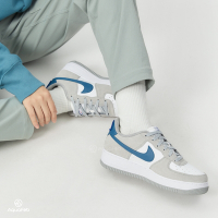 Nike Air Force 1 LV8 (GS) 女鞋 大童鞋 白灰藍色 經典 運動 休閒鞋 DH9597-001