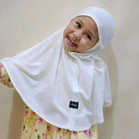 Bergo Baby Meira Anak Muslim Nyaman Putih Hitam