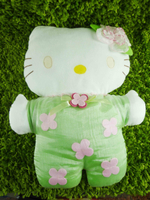 【震撼精品百貨】Hello Kitty 凱蒂貓~KITTY絨毛娃娃-玫瑰圖案-綠色