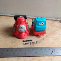 Toy 2 pcs  kereta HokBen Mainan Anak Pajangan