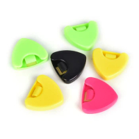 1x Guitar Pick Case Acoustic Guitar Part Heart Shape Plactic Guitar Pick Plectrum Holder Case Box