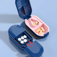 1pc Pill Cutter Box Portable Drug Box Tablet Splitter Medicine Pill Holder Pill Cutter Box Mini Multi-Functional Contrast Color