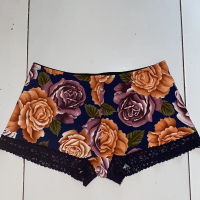 CD JUPE cd hotpan wanita Motif Katun Hitam