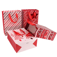 Custom Fancy Christmas 4 Color Printing Beautiful Design Paper Gift Packaging Bags
