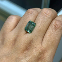 GREEN MOISSANITE 7.9CT - BATU SAHAJA
