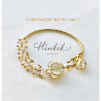 สร้อยข้อมือ ดอกรัก ลงอีนาเมล ประดับด้วย ไข่มุก มุกแท้  Bracelet Crown Flower with enamel & Pearl
