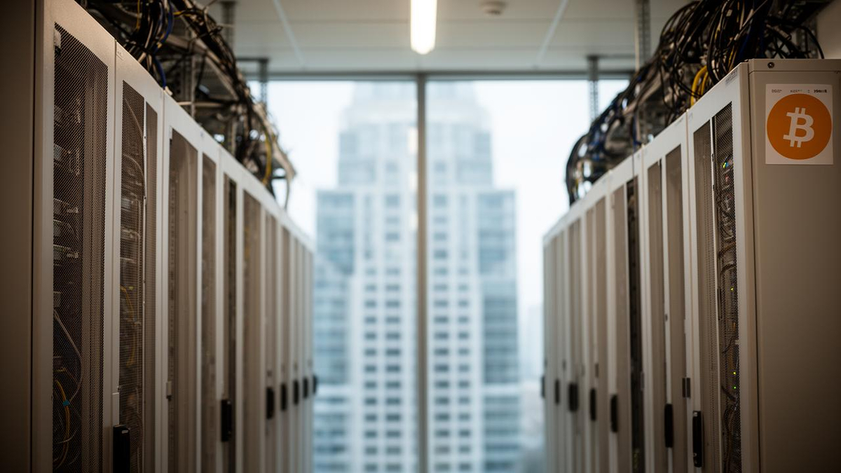 BlackRock registra un beneficio fiscal de $4.1 mil millones mientras sus tenencias de Bitcoin se revalorizan por encima del costo base