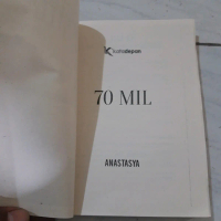 Buku novel 70MIL by AnasTasya Soft Cover