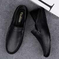 Mens Loafers Moccasins Comfy Breathable Slip On Boat Shoes Casual Shoes Genuine Leather Driving Shoes