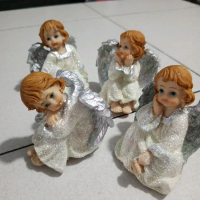 malaikat anak perempuan satu set isi 4.resin keras.sarana ibadah umat kristiani