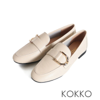 【KOKKO 集團】率性簡約隨妳彎柔軟包鞋(白色)