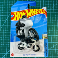 Hot Wheels 1:64 Diecast - 1966 Triumph Tiger 100