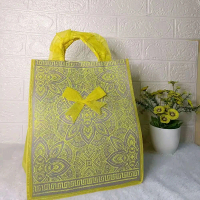 (12pcs/1lusin)Tas hajatan batik pita mewah (uk 22x22x30) Kain