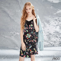 【iROO】繽紛愛心時尚無袖洋裝
