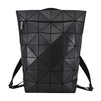 ISSEY MIYAKE 三宅一生 BAOBAO BLOCKY 霧面皮革後背包-黑