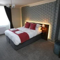 住宿 The Queens Head Hotel 羅斯伯里