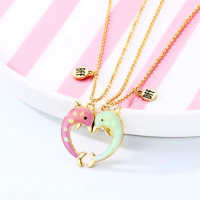 2x Creative Magnet Necklace Gradient Love Magnet Pendant Heart Stitching  Clavicle Necklace Jewelry Gifts for BFF Friends