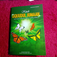Kitab Uquudul Jumaan besar TQN Pondok Pesantren Suryalaya