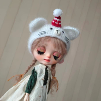 Blythe hat Cat Christmas hat top hand woven wool hat (Fit blythe、qbaby Doll Accessories)